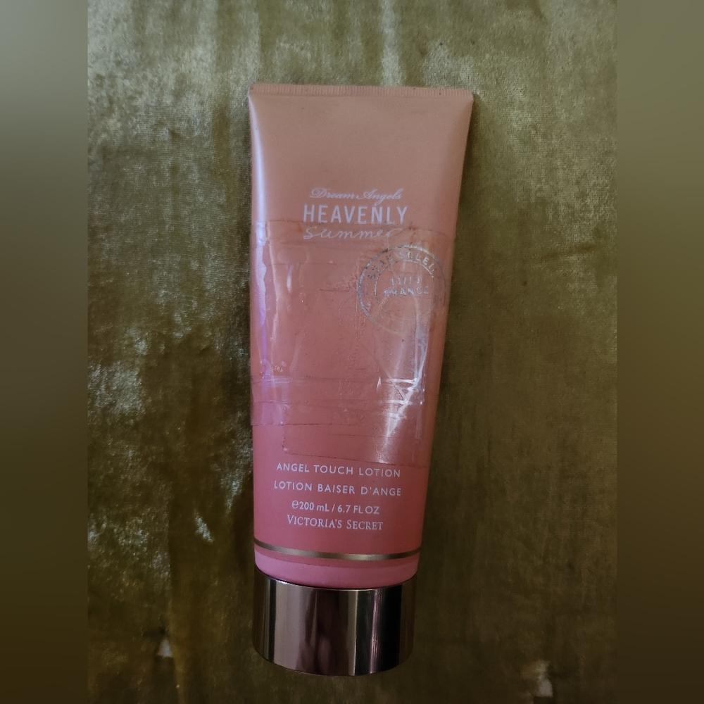 Victoria's Secret Dream Angel Heaved Summer lotion 6.7 oz